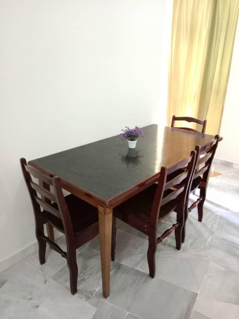 7 Sea Pd Marina Apartment Порт-Диксон Экстерьер фото